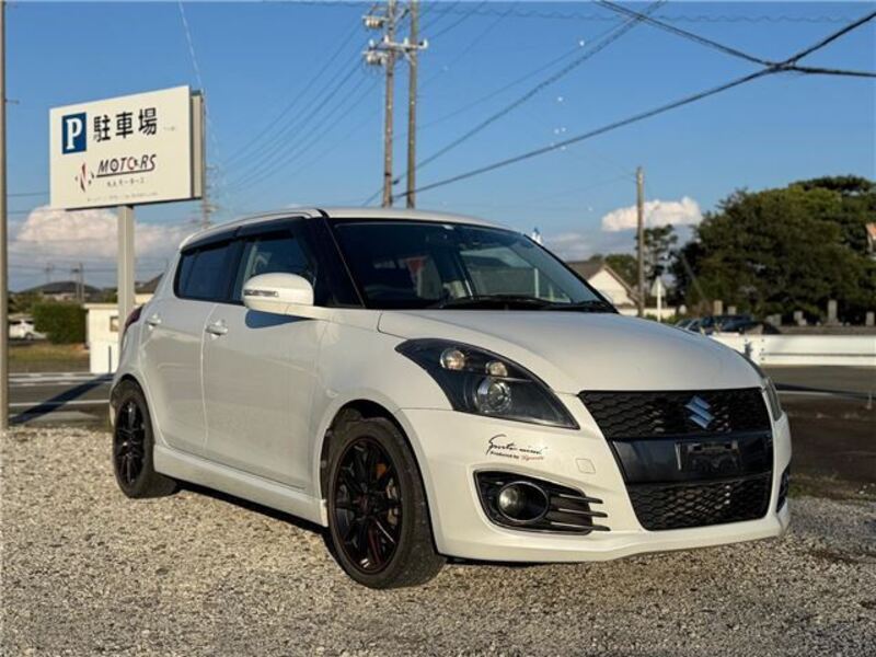SUZUKI SWIFT