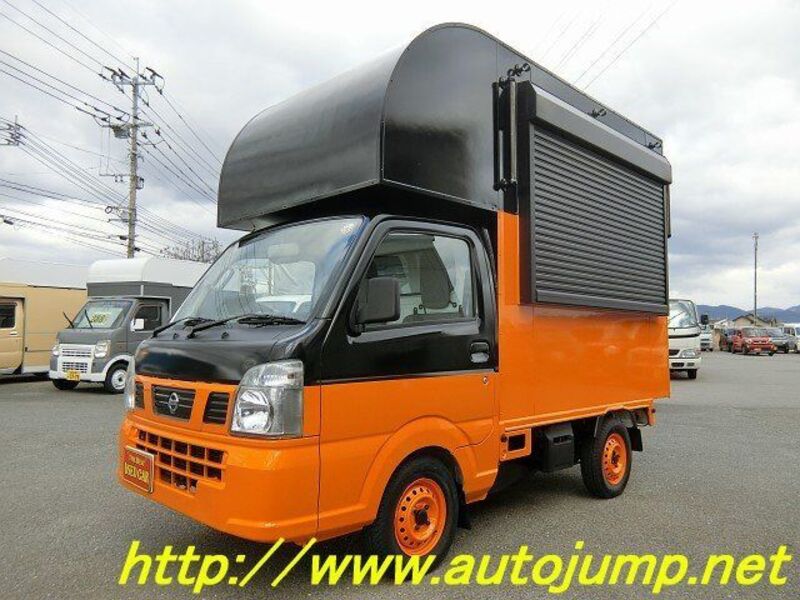 NISSAN NT100 CLIPPER