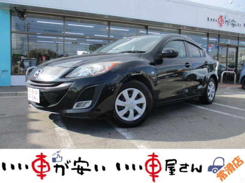 MAZDA　AXELA