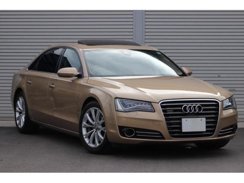 AUDI A8