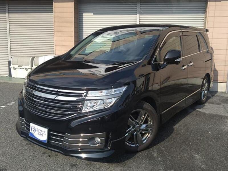 NISSAN ELGRAND
