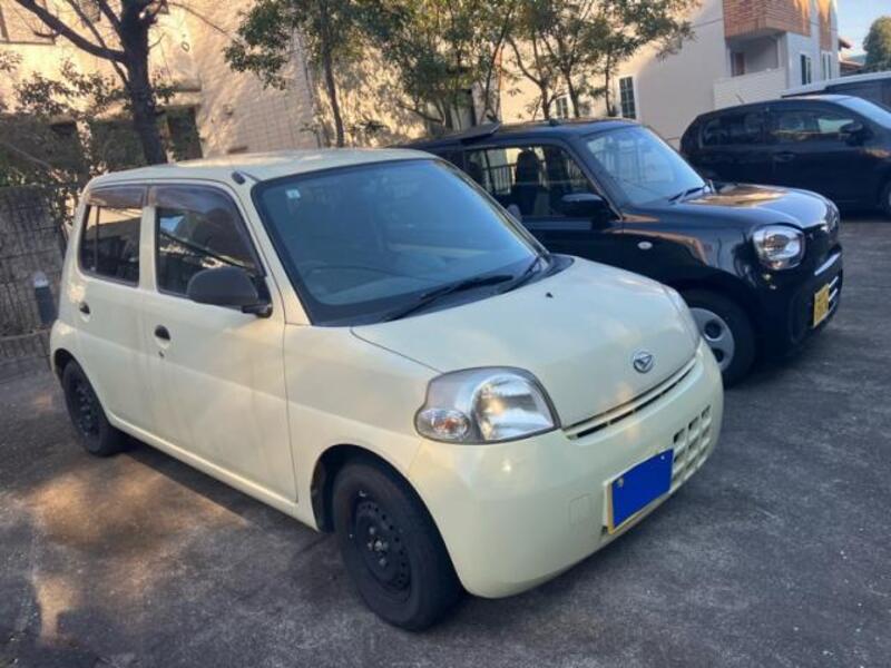 DAIHATSU ESSE