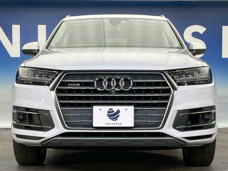 Q7