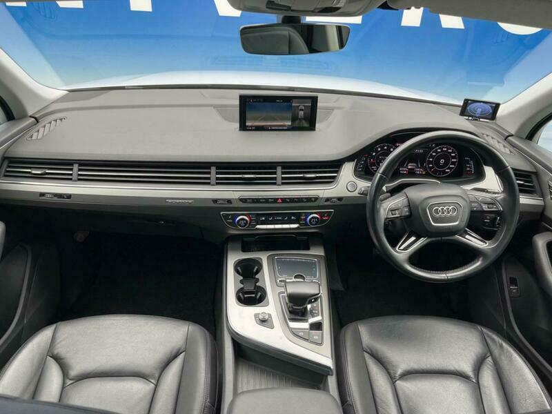 Q7