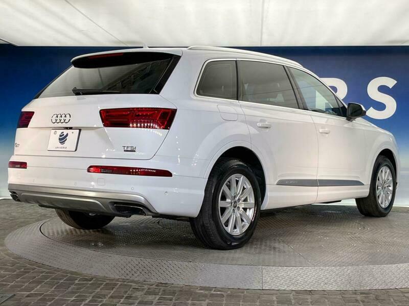 Q7