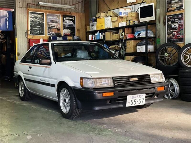 TOYOTA COROLLA LEVIN