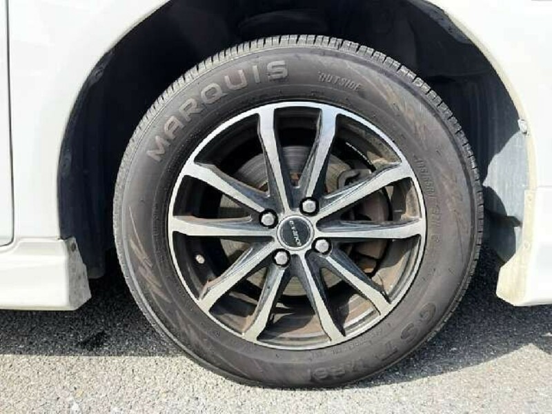COROLLA FIELDER