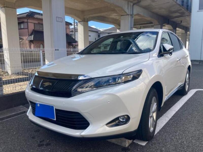 TOYOTA HARRIER
