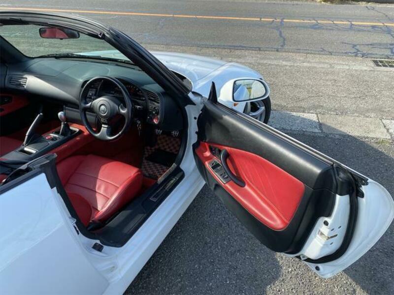 S2000