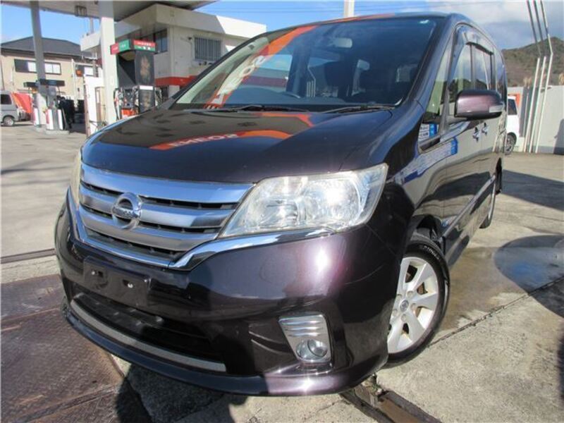 NISSAN SERENA