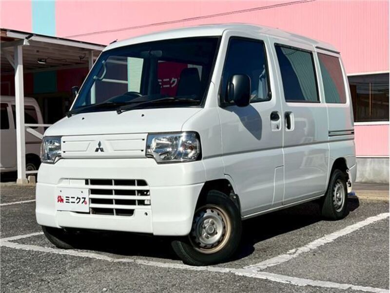 MITSUBISHI MINICAB VAN