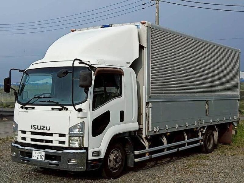 ISUZU FORWARD