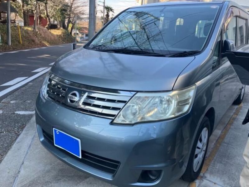 NISSAN SERENA