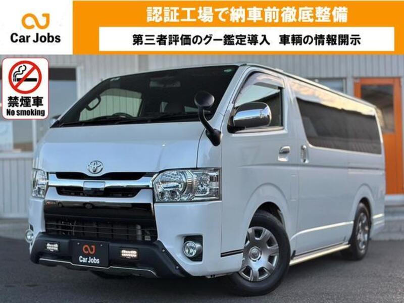 TOYOTA HIACE VAN