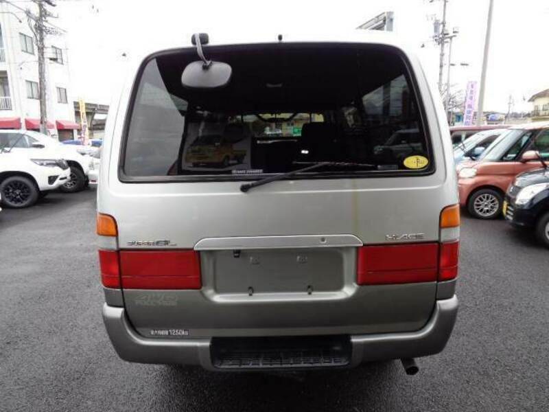 HIACE VAN