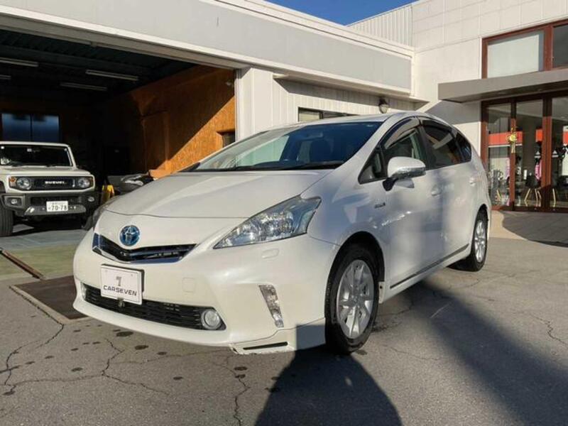 TOYOTA PRIUS ALPHA