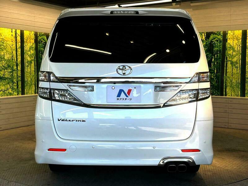 VELLFIRE-39