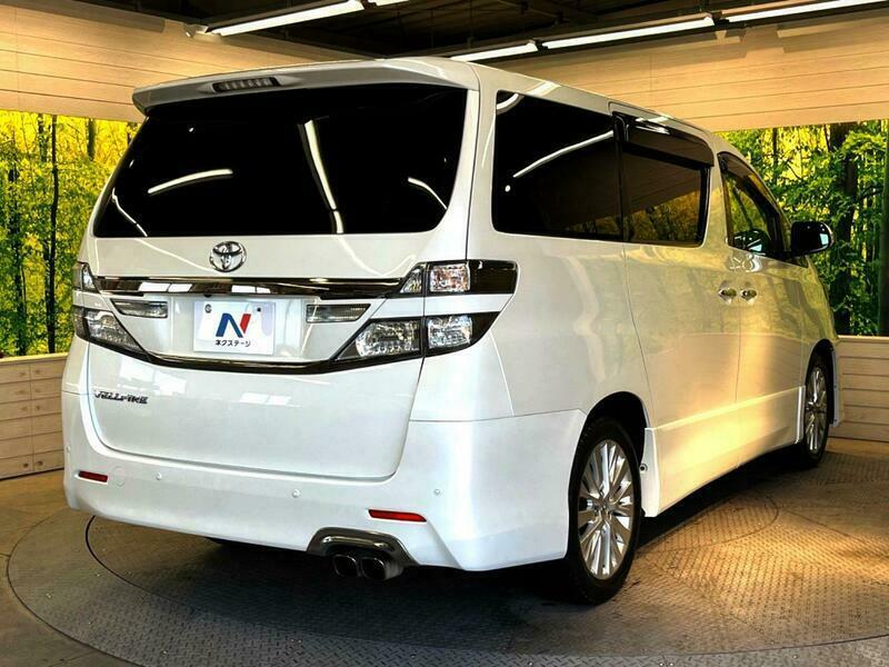 VELLFIRE-20