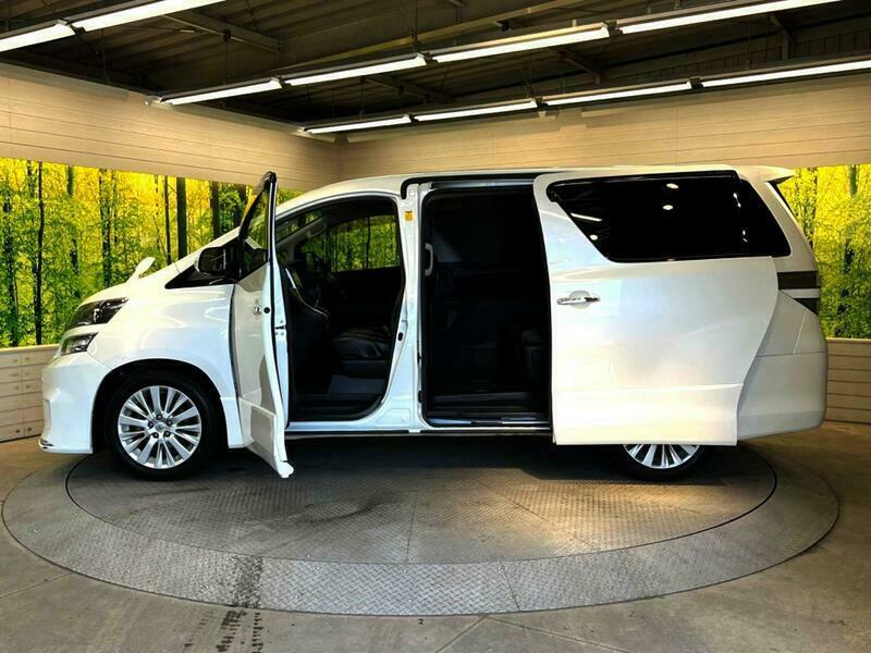 VELLFIRE-28