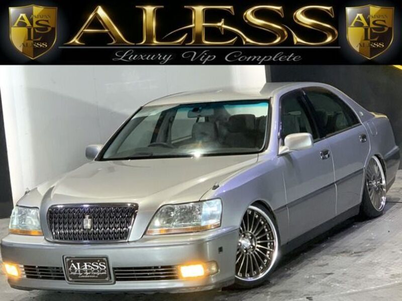 TOYOTA CROWN MAJESTA