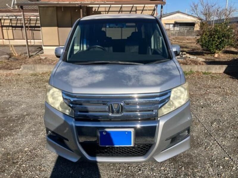 HONDA STEPWAGON SPADA