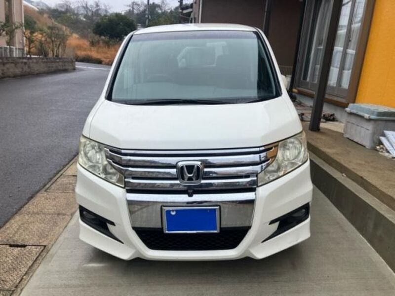 HONDA STEPWAGON SPADA