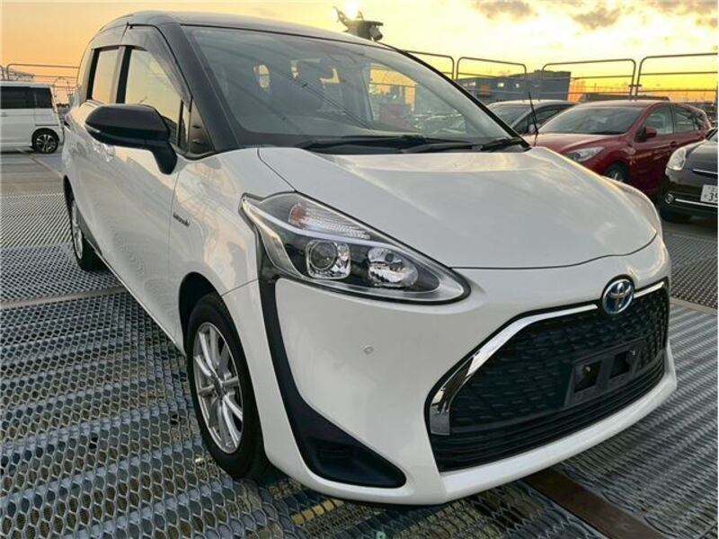 TOYOTA SIENTA