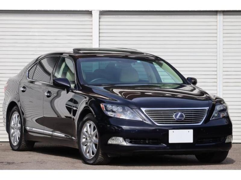 LEXUS LS