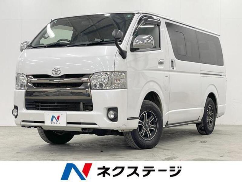 TOYOTA Regiusace Van