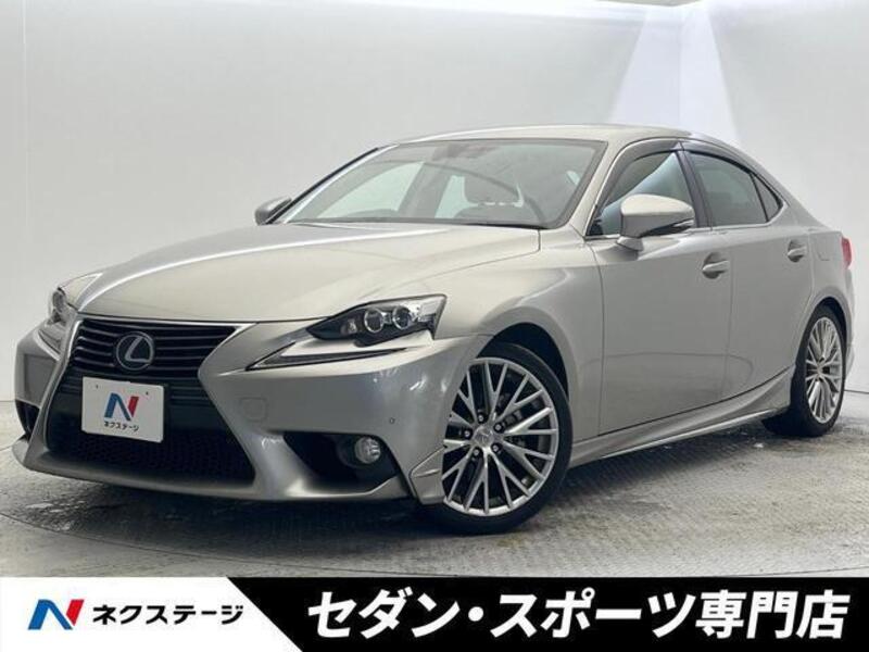 LEXUS IS