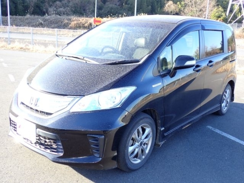HONDA FREED HYBRID
