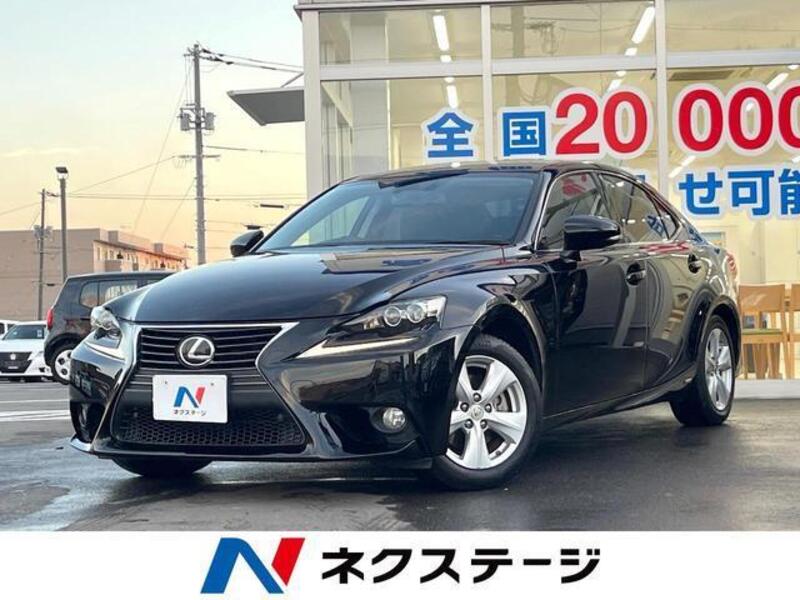 LEXUS IS