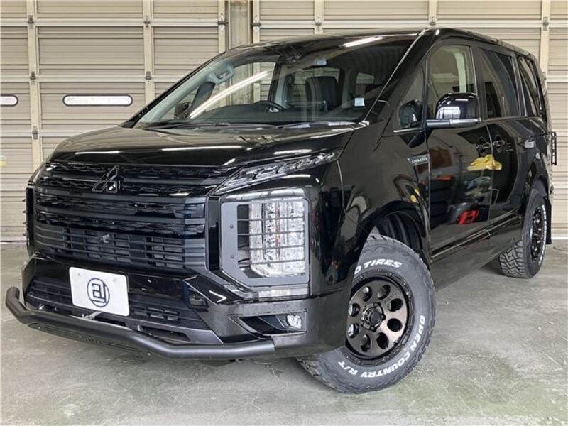 MITSUBISHI DELICA D5