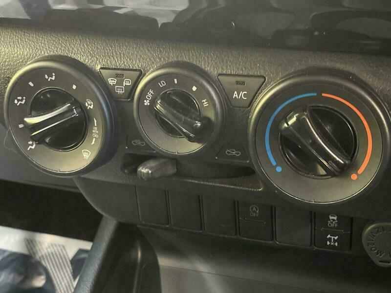HILUX