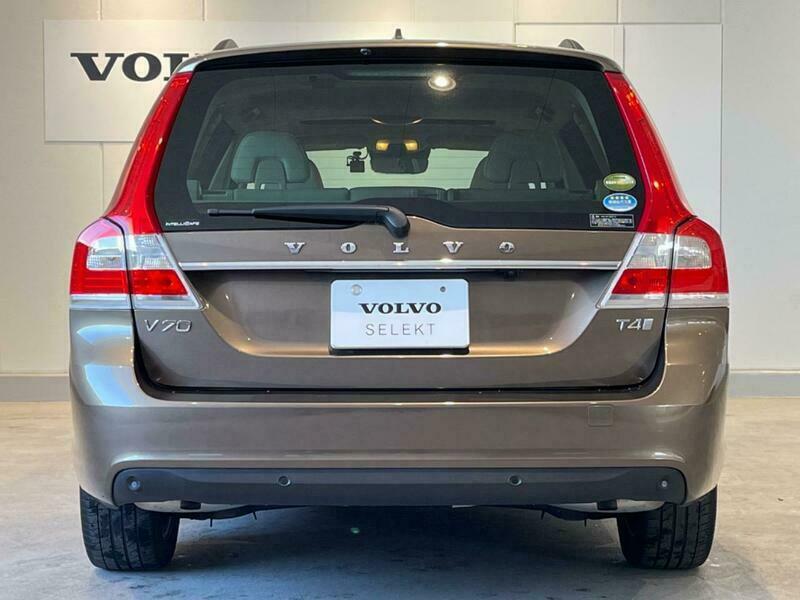 V70