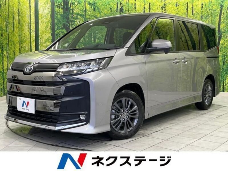 TOYOTA NOAH