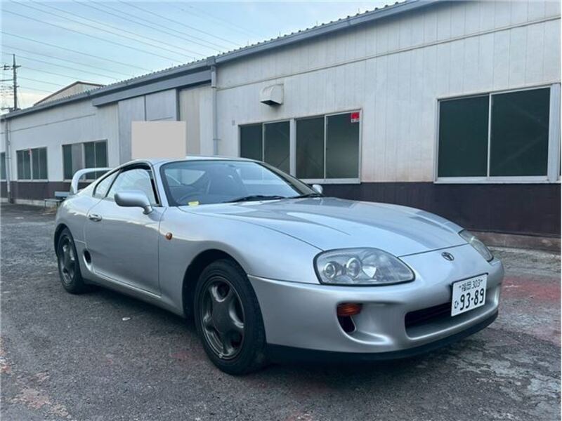TOYOTA SUPRA