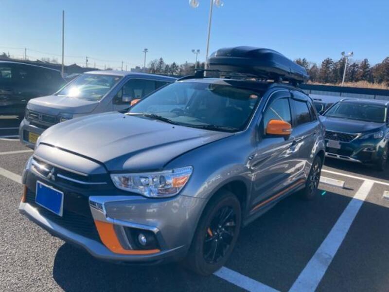 MITSUBISHI RVR
