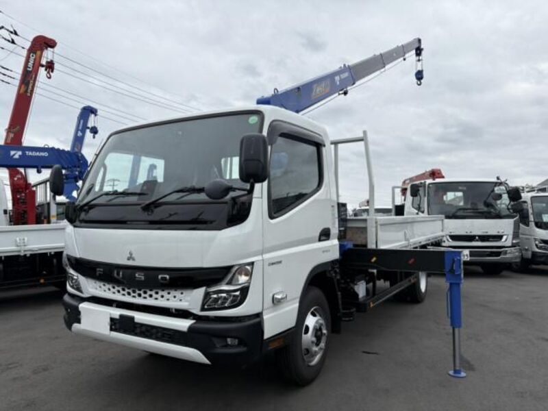 MITSUBISHI CANTER