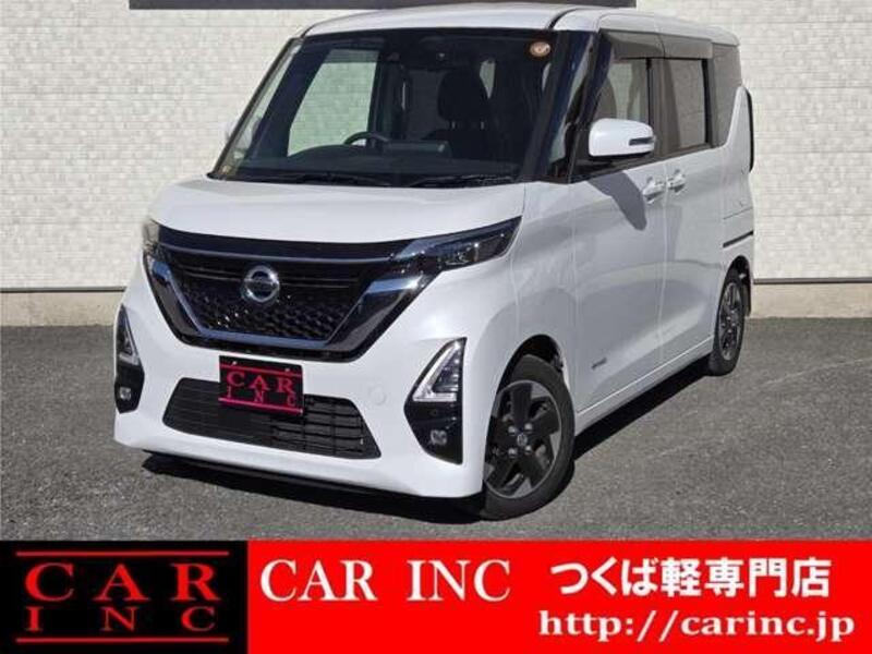 NISSAN ROOX