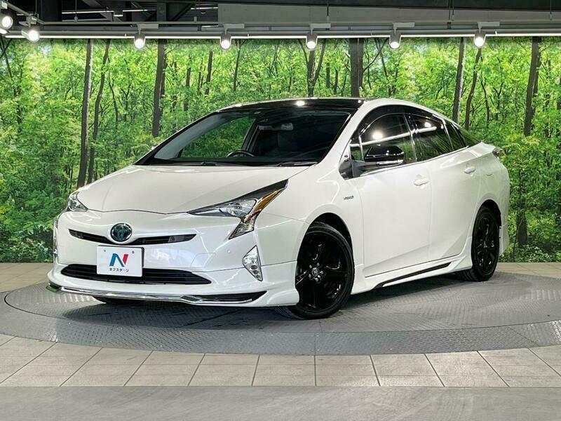 Used 2018 TOYOTA PRIUS ZVW50 | SBI Motor Japan