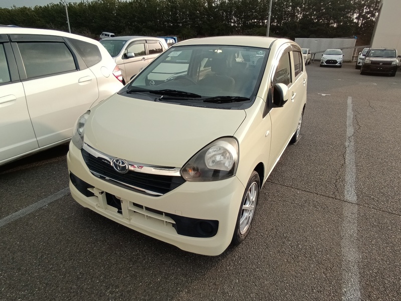 TOYOTA PIXIS EPOCH