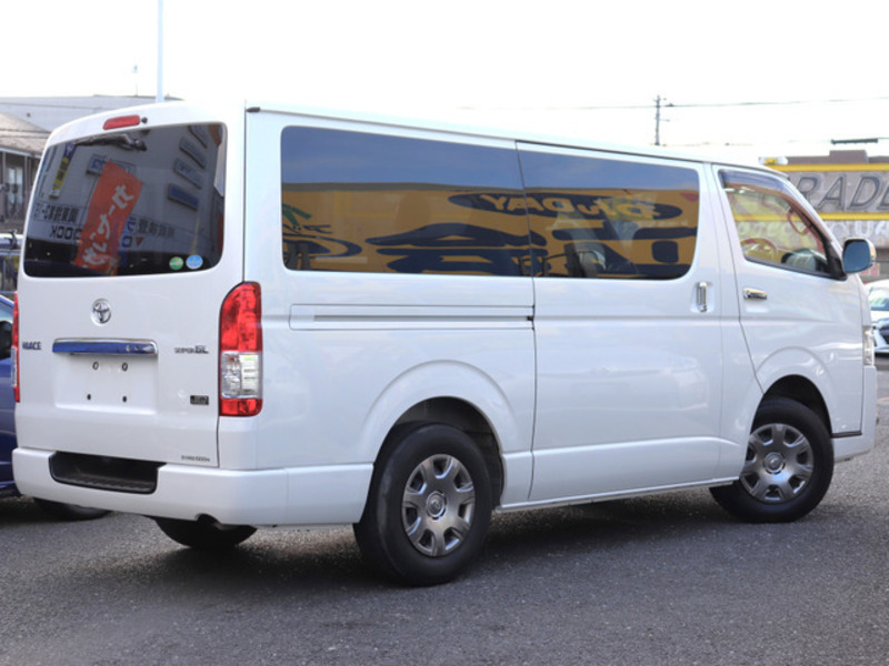 HIACE VAN-6