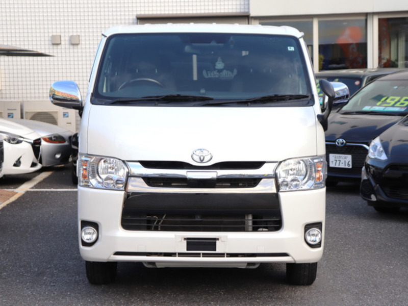 HIACE VAN-4