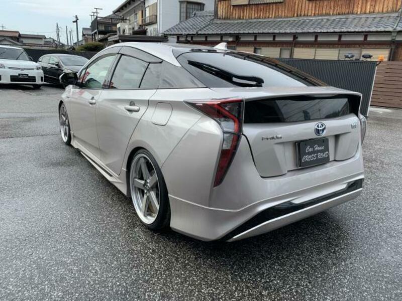 PRIUS-2