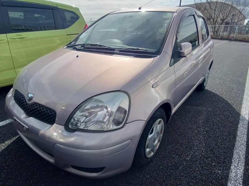 TOYOTA VITZ