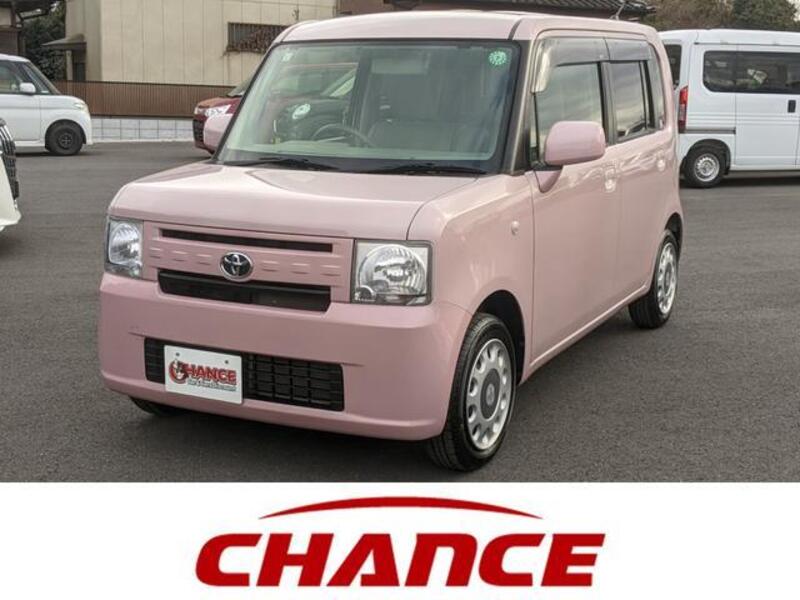 TOYOTA PIXIS SPACE
