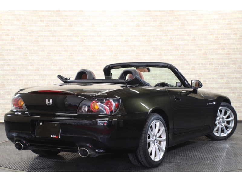 S2000