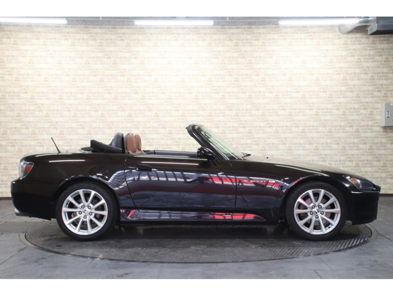 S2000