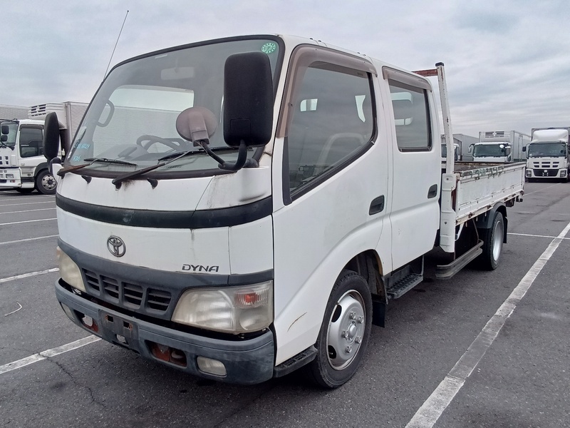 TOYOTA DYNA